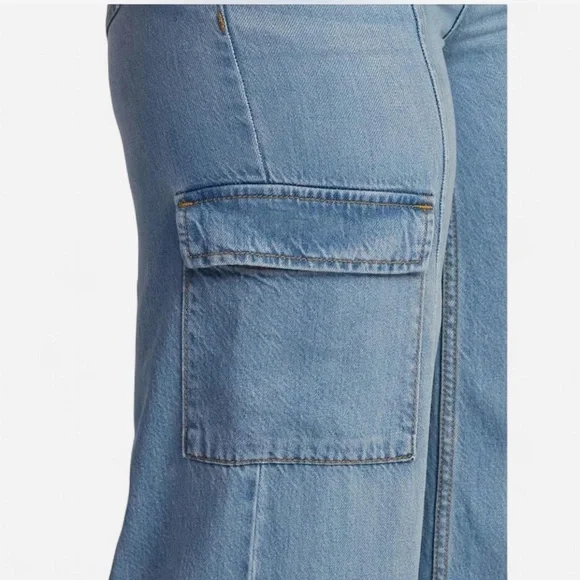 Time and Tru Women's Wide Leg Cargo Jeans, 31" Inseam, Sizes 20 - Picture 5 of 5